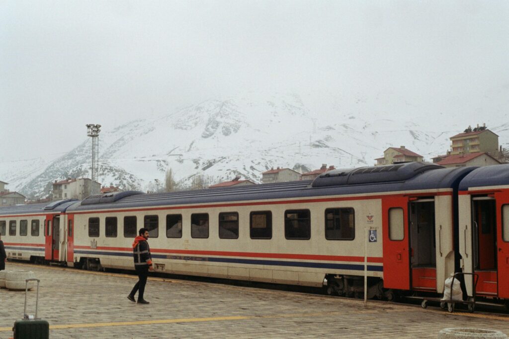 Book your train ambulance service in ahmedabad